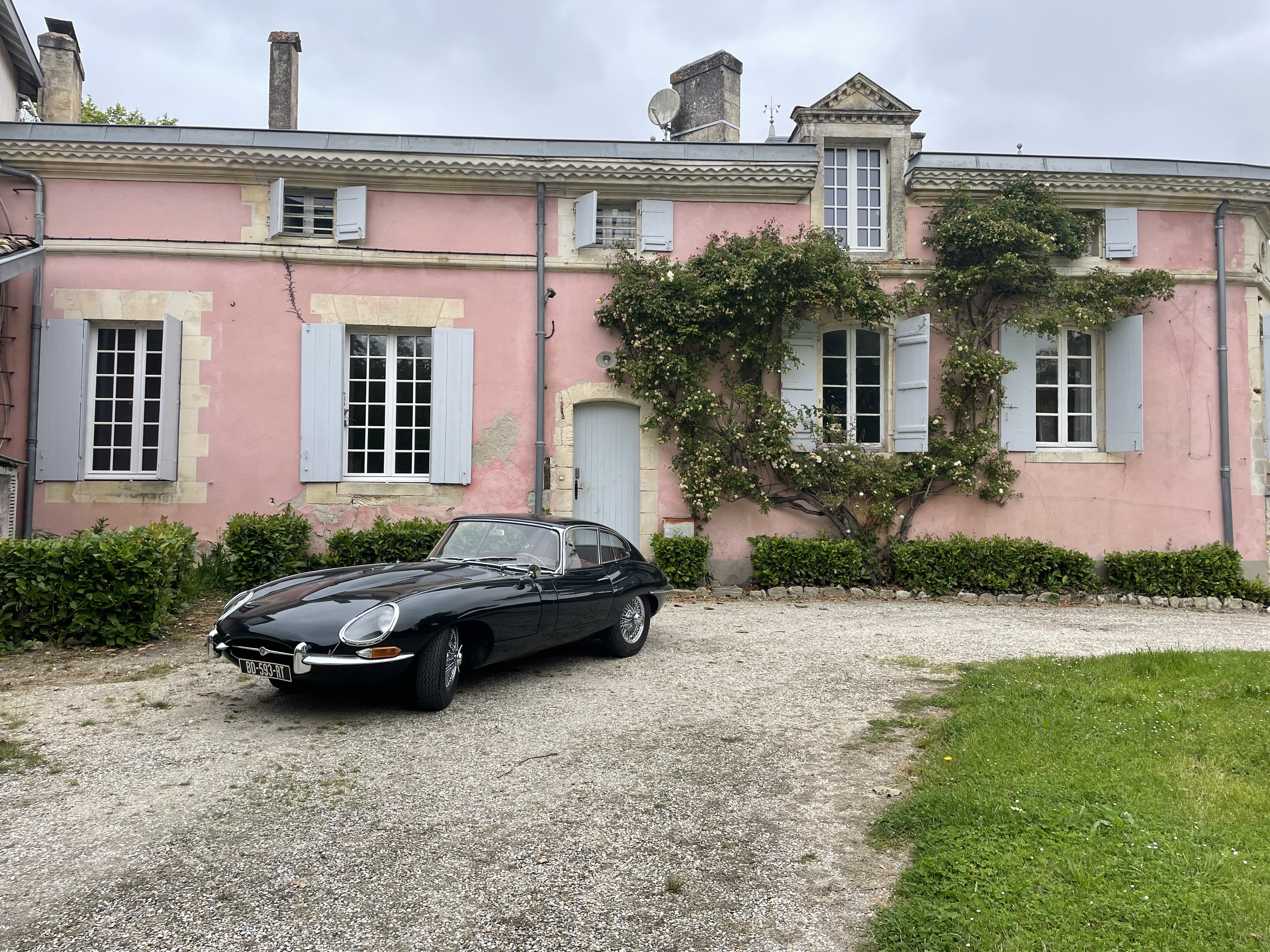 Chateau & voiture